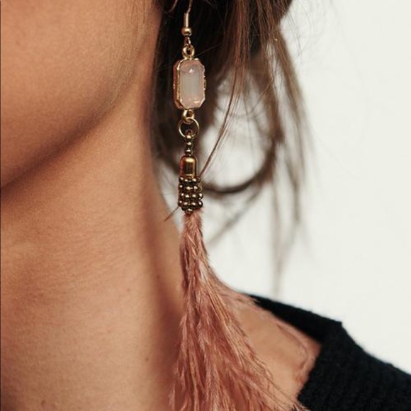 Peachy Pink Feather Earrings - Picture 2 of 3